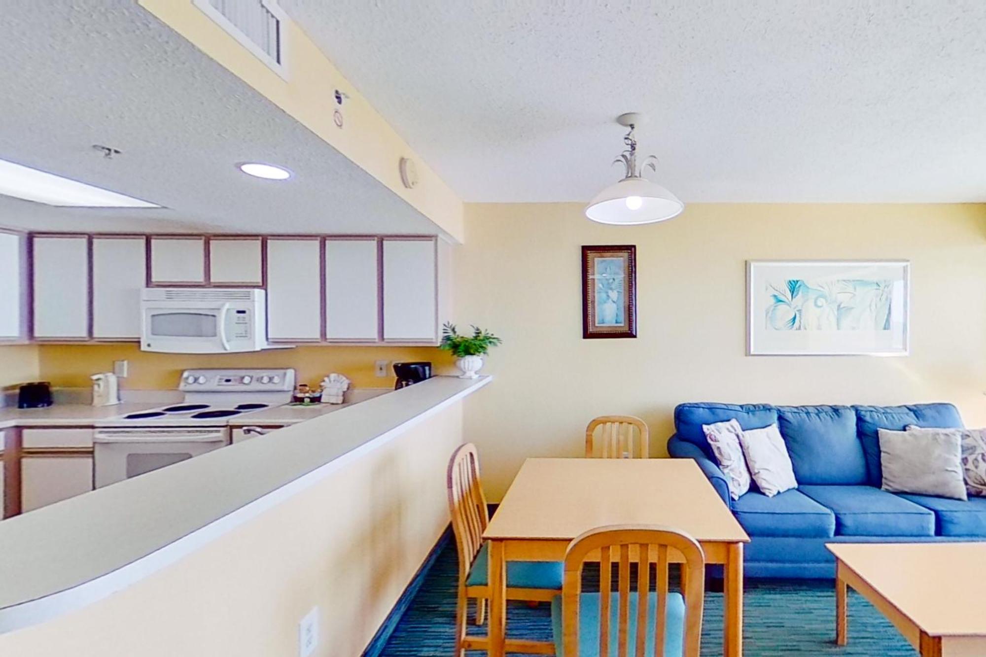 Bay Watch Resort Atlantic Beach Room photo